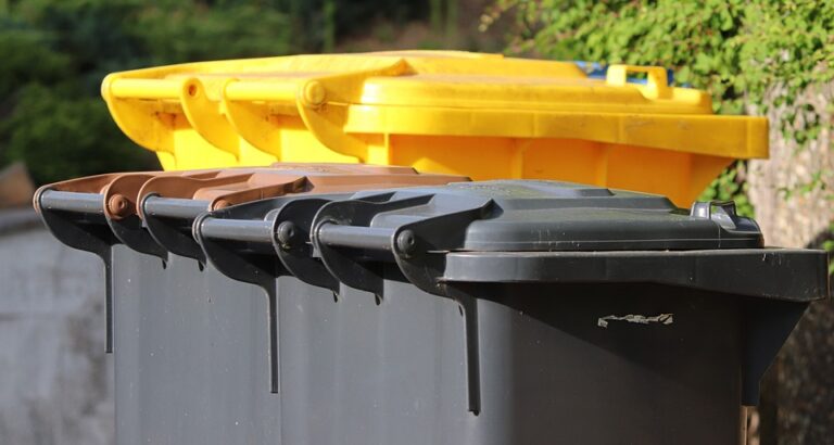 Smart Solutions for Easy Household Waste Management